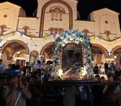 «Λαοθάλασσα» στη Ν. Μηχανιώνα για τα Εννιάμερα της Παναγίας